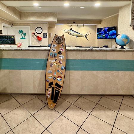 Hole Inn The Wall Hotel - Fort Walton Beach - Sunset Plaza - Nearby Beaches & Hurlburt Екстериор снимка