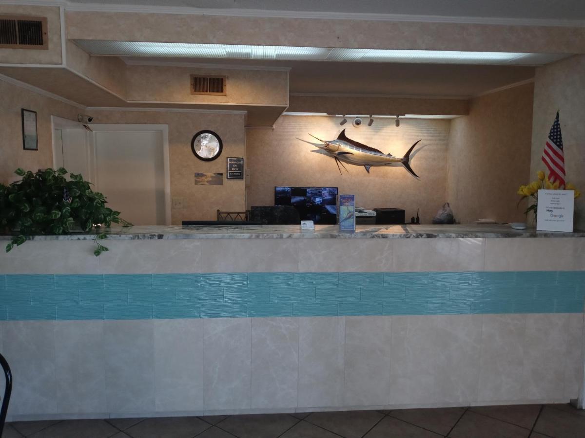 Hole Inn The Wall Hotel - Fort Walton Beach - Sunset Plaza - Nearby Beaches & Hurlburt Екстериор снимка